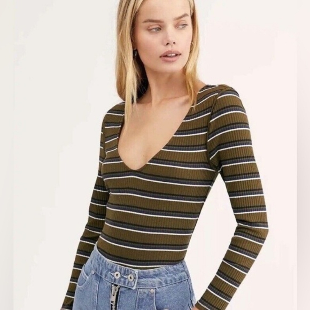 Free People Olive and White Striped V-Neck Blouse Sz Medium NWT